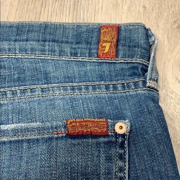 7 for all mankind bermuda - Picture 4 of 6